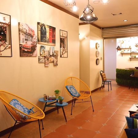 The Runway Inn - Mactan Cebu Lapu-Lapu City Esterno foto