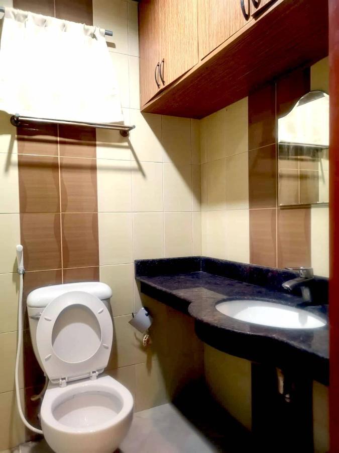 The Runway Inn - Mactan Cebu Lapu-Lapu City Esterno foto